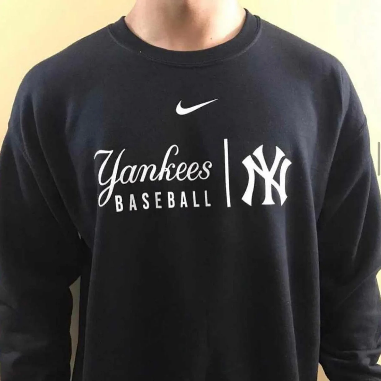 Buzo nike yankees cr negro