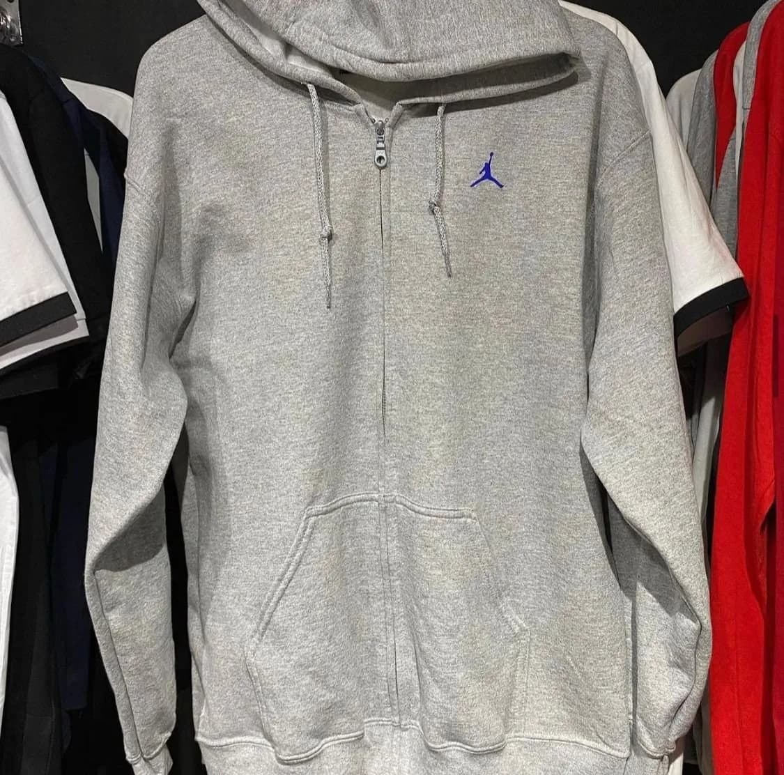 Chaqueta jordan gray