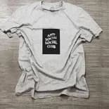 Camiseta anti social club ceniza