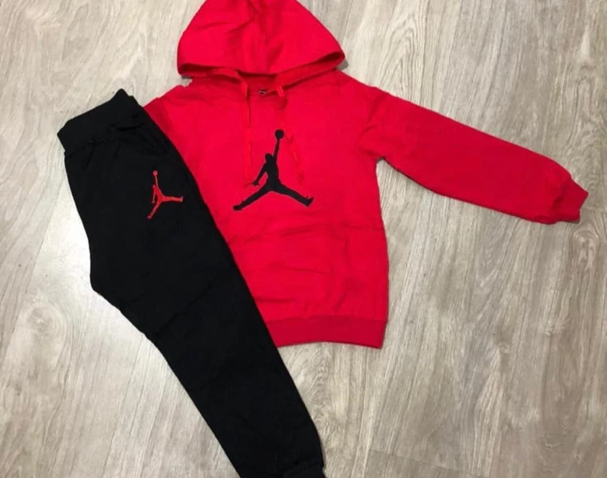 Conjunto jordan combinado rojo