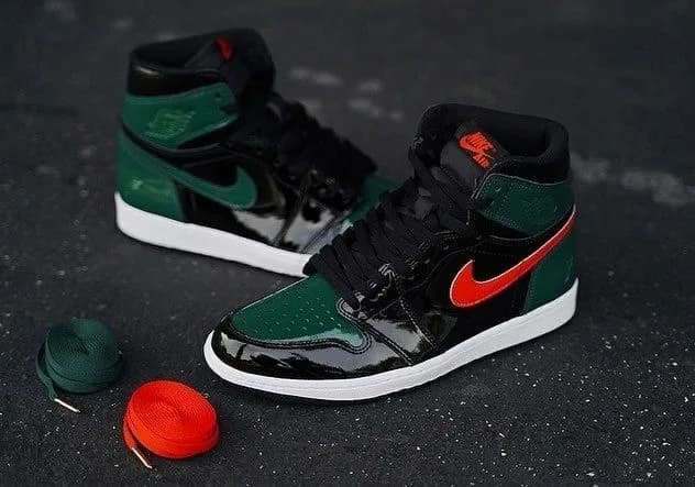 Jordan Retro 1 Negra Verde Charol