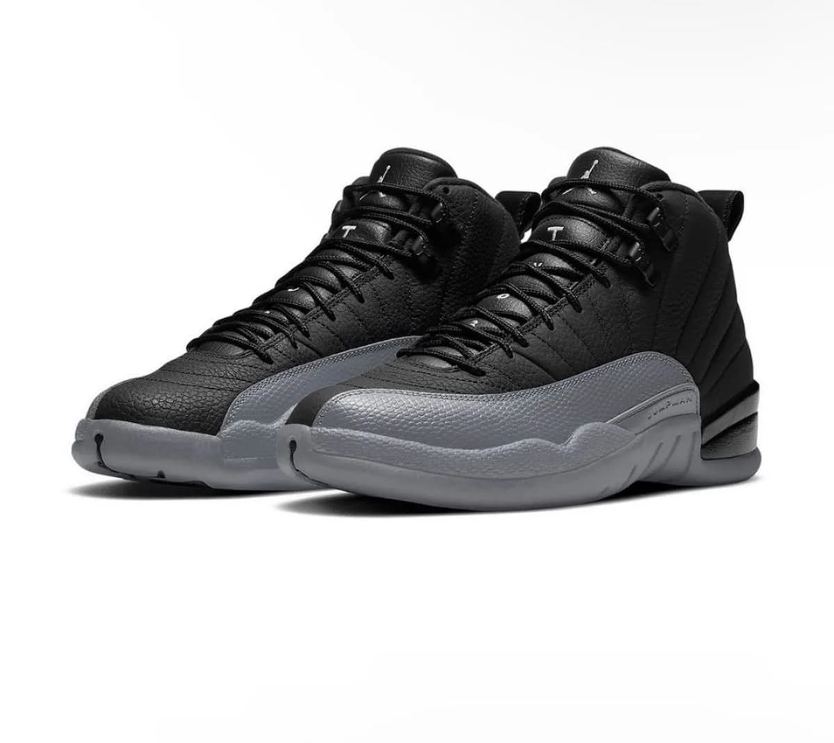 Jordan Retro 12 Negra Gris
